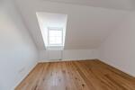 Dachgeschoßwohnung Bayreuth Meyernberg - 3 Zimmer, 69 m&sup2;, 229.000&euro; | Angebot:26834920