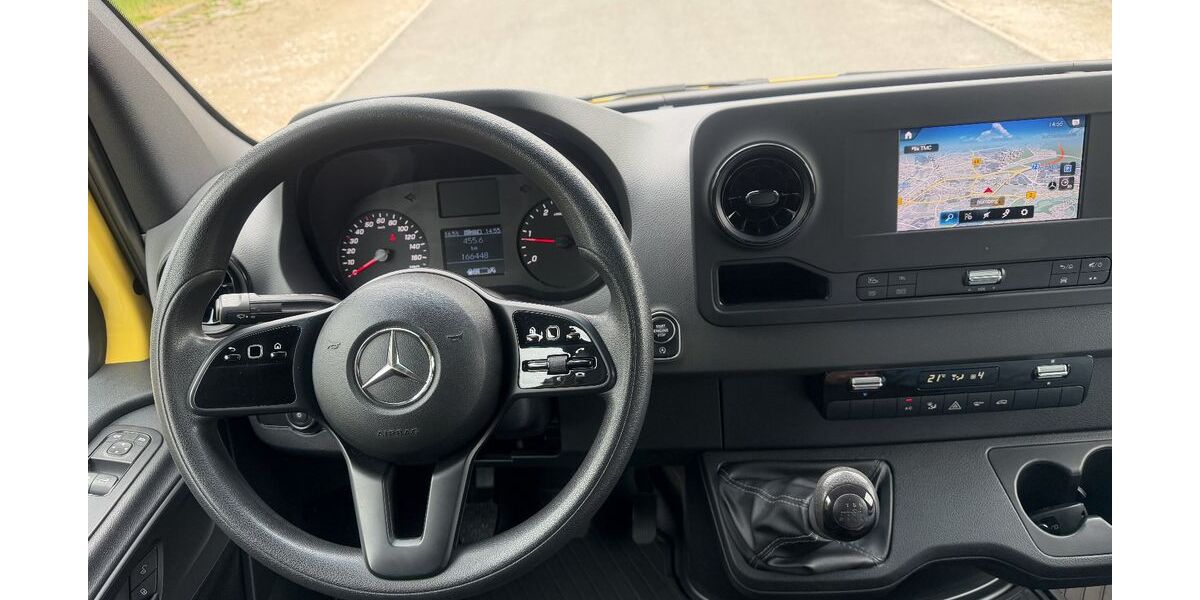 Mercedes-Benz Sprinter 166.000 km 17.990 &euro; Nürnberg 90441