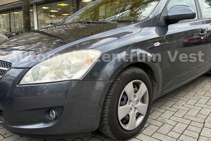 Kia ceed / Ceed 217.000 km 1.980 € Recklinghausen 45657