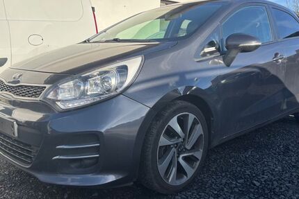 Kia Rio 262.000 km 2.850 &euro; Bad Salzungen OT Witzelroda 36433