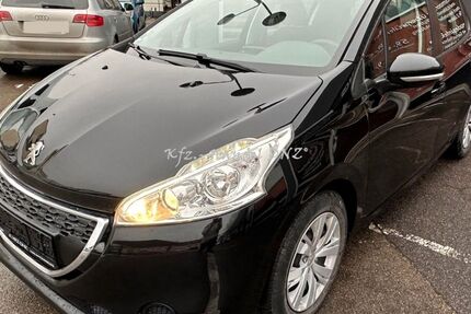 Peugeot 208 39.000 km 8.750 &euro; Münchingen 70825