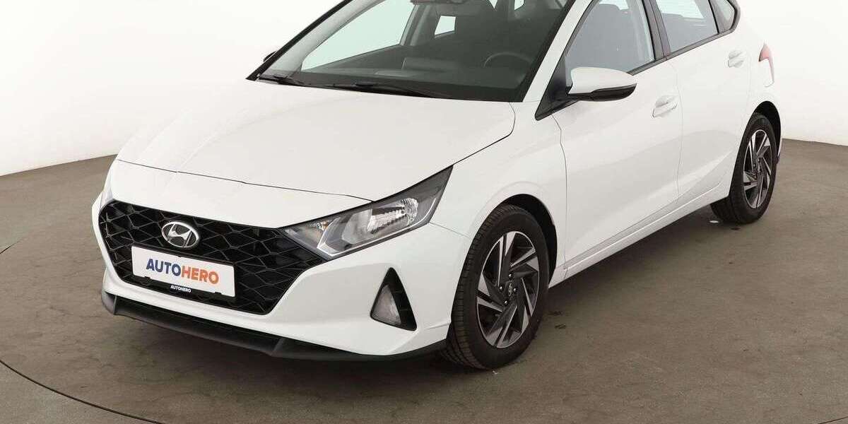 Hyundai i20 49.952 km 14.790 &euro; Stuttgart 70195