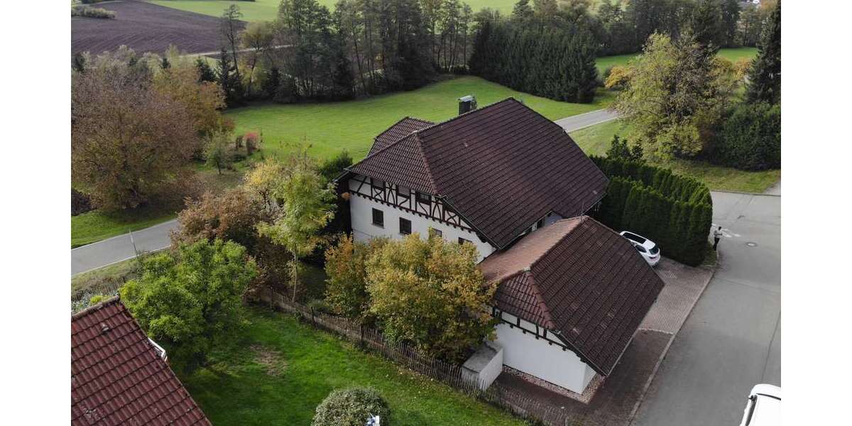 Einfamilienhaus Epfendorf - 8 Zimmer, 182 m&sup2;, 699.000&euro; | Angebot:23741354