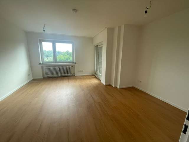 Wohnung zum Mieten in Neuss 365 € 34 m²
