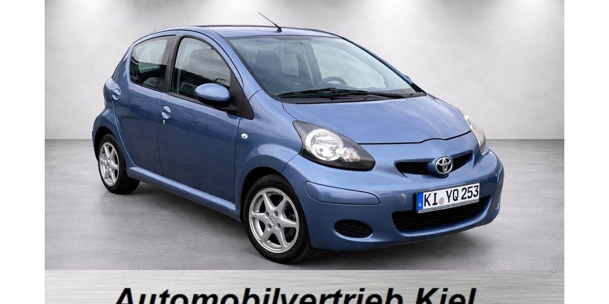 Toyota Aygo (X) 48.914 km 2.500 &euro; Kiel 24118
