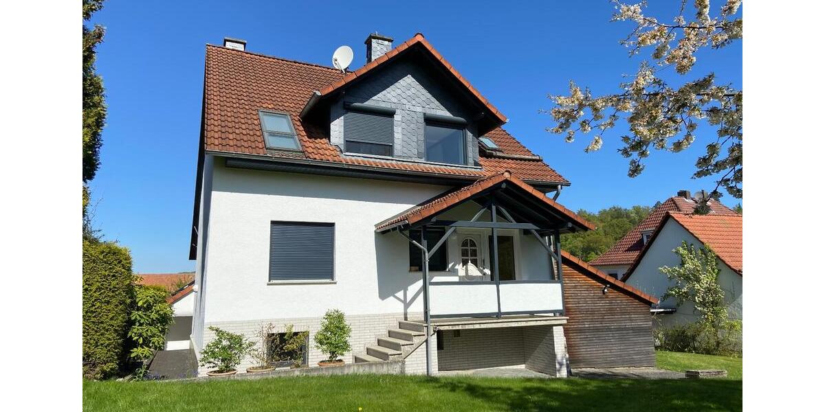 Einfamilienhaus Naumburg - 7.5 Zimmer, 200 m&sup2;, 372.000&euro; | Angebot:26926482
