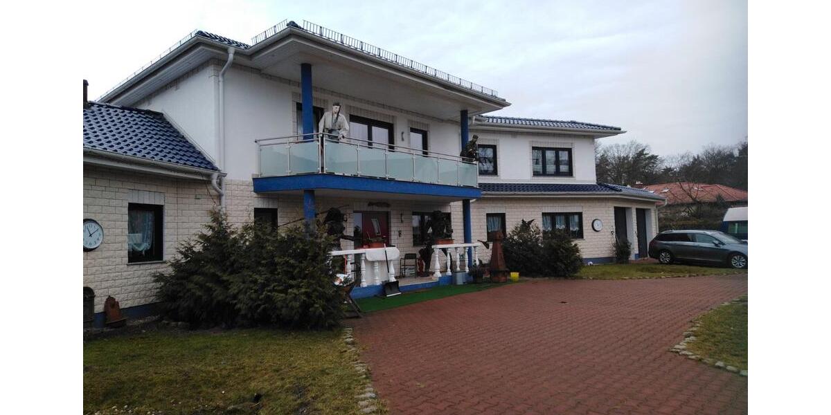 Villa Blankenfelde-Mahlow Mahlow - 8 Zimmer, 380 m&sup2;, 1.250.000&euro; | Angebot:26991560