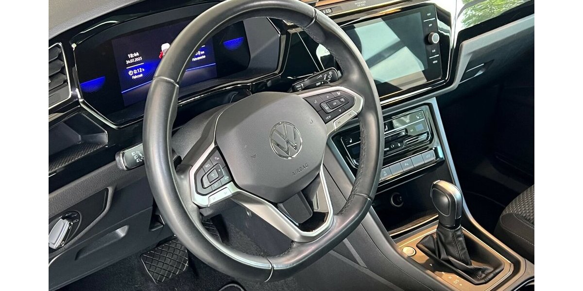 VW Touran Comfortline BMT Start-Stopp 7 Sitzer *Pano* 75.850 km 27.499 € Mainz-Kostheim 55246