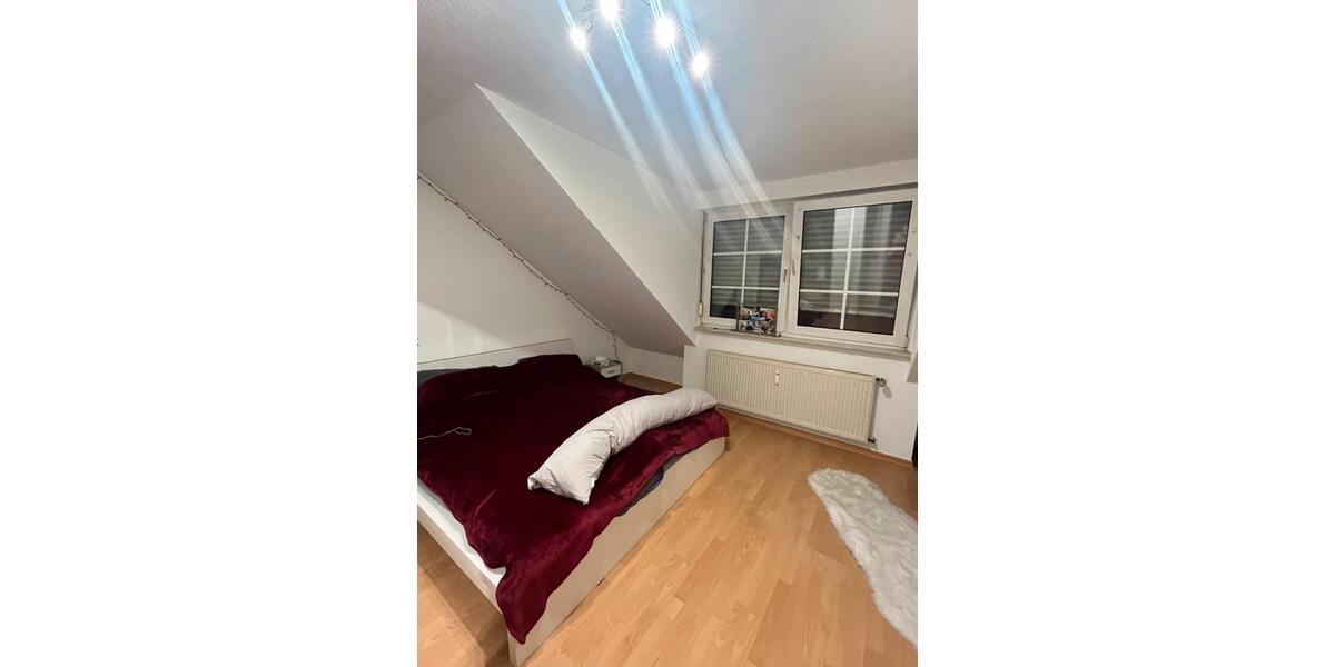 Dachgeschoßwohnung Trier Feyen-Weismark - 2 Zimmer, 73 m&sup2;, 520&euro; | Angebot:26322634