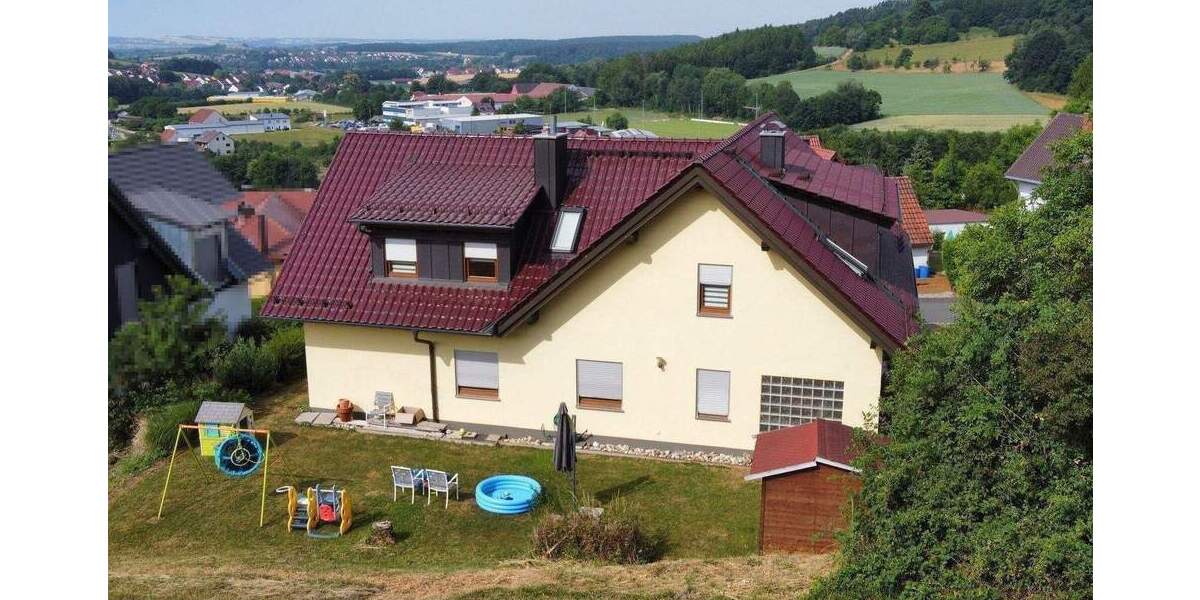 Etagenwohnung Eckental Forth - 3 Zimmer, 120 m&sup2;, 395.000&euro; | Angebot:25563154