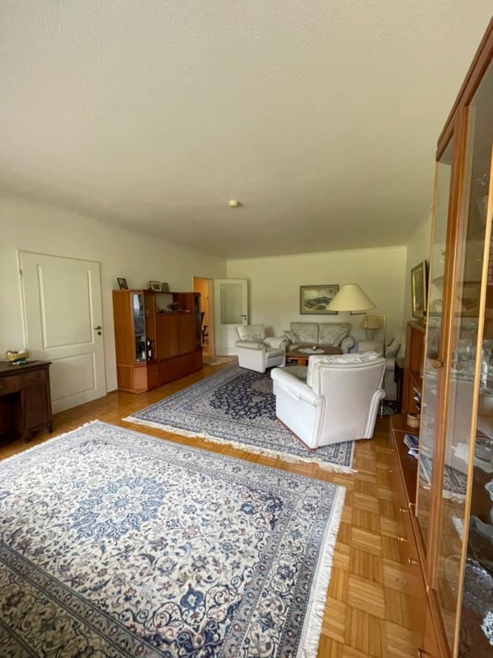 Von Privat. Eigentumswohnung mit Terrasse, Balkon & Tiefgarage