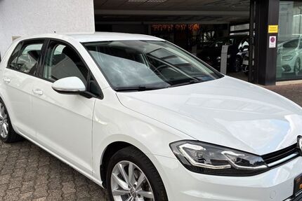 VW Golf 133.972 km 13.599 &euro; Frankenau 35110