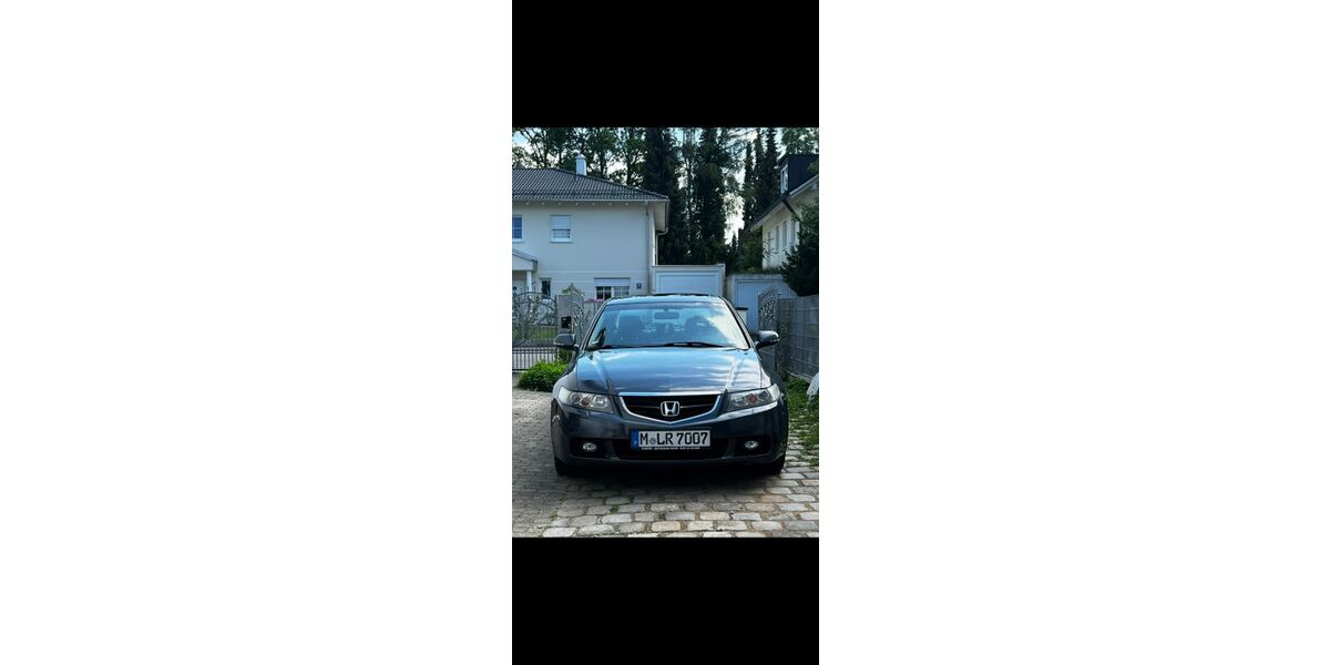 Honda Accord 206.000 km 5.300 &euro; München 81739