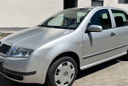 Skoda Fabia 102.000 km 2.690 &euro; Berlin 13469