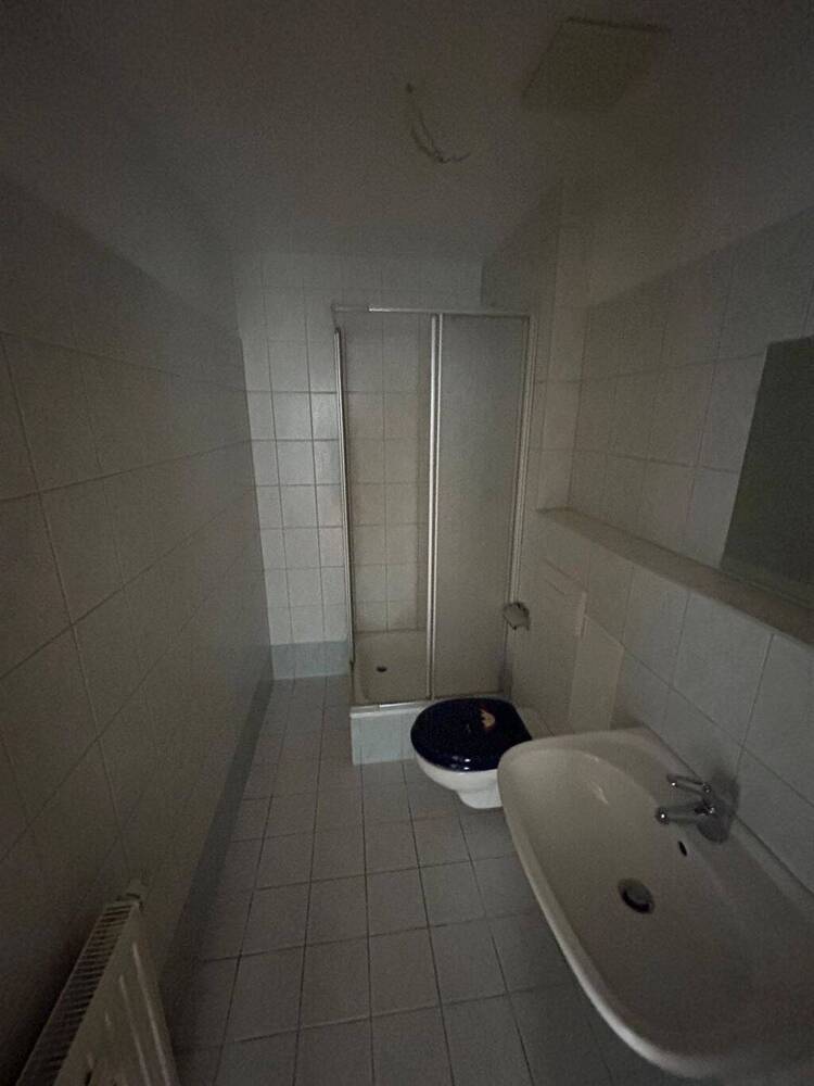 Gemütliche DG 2-Zimmer mit Laminat und EBK in guter Lage