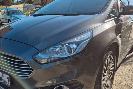 Ford S-Max 188.500 km 8.950 &euro; Achim 28832