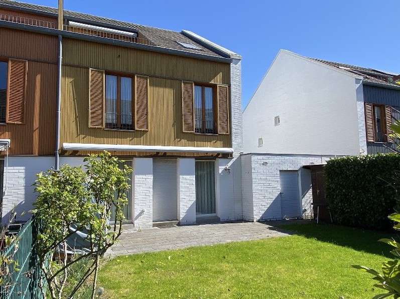 Haus zum Kaufen in Neuss 655.000 € 155 m²
