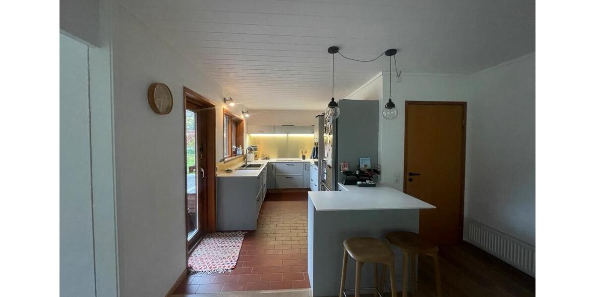 Einfamilienhaus Heikendorf - 7 Zimmer, 190 m&sup2;, 2.700&euro; | Angebot:26222099