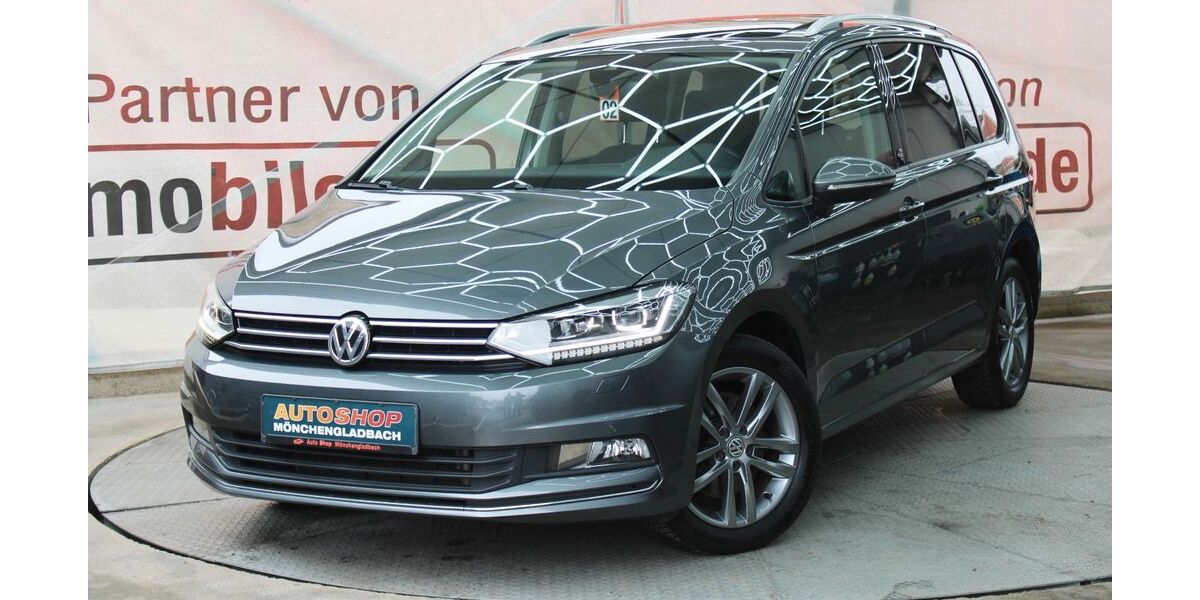 VW Touran 136.000 km 20.450 &euro; Mönchengladbach 41066