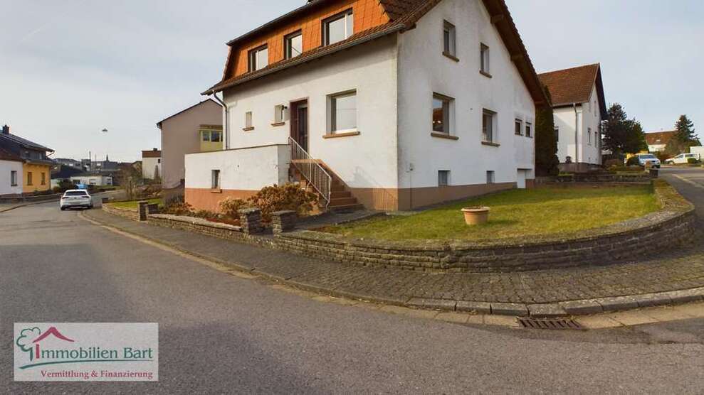 Haus zum Kaufen in Mettlach Orscholz 258.000 € 164 m²