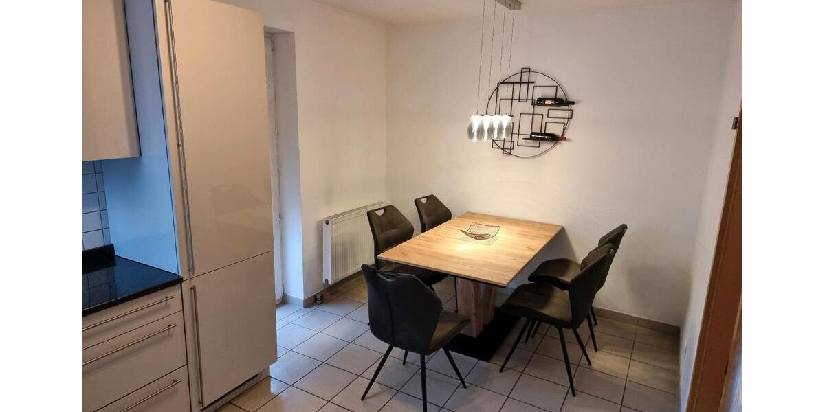 Doppelhaushälfte Straubing - 5 Zimmer, 128 m&sup2;, 1.280&euro; | Angebot:25442074