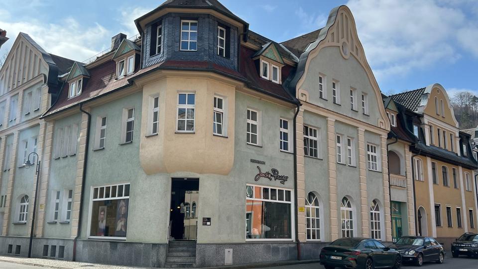 Dachgeschoßwohnung Gräfenthal - 2 Zimmer, 65 m&sup2;, 430&euro; | Angebot:25083842