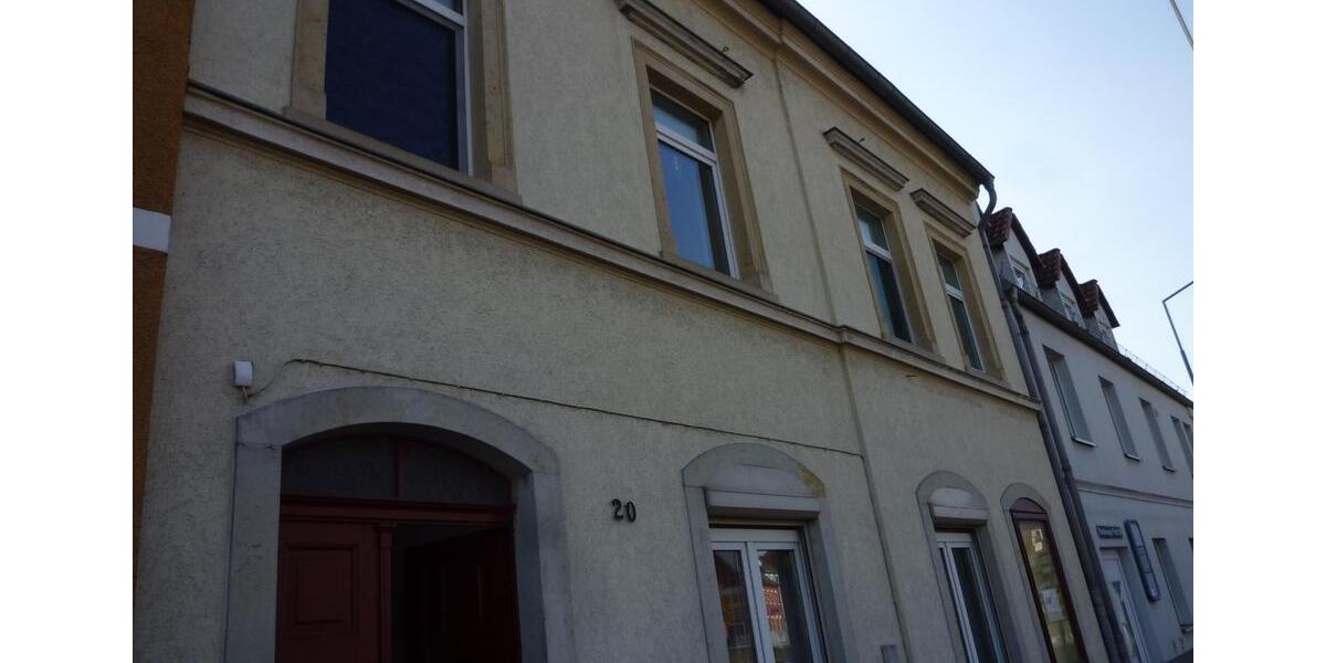 4 Raum Wohnung Radeburger Platz 20 in Großenhain zu Vermieten 4 zimmer