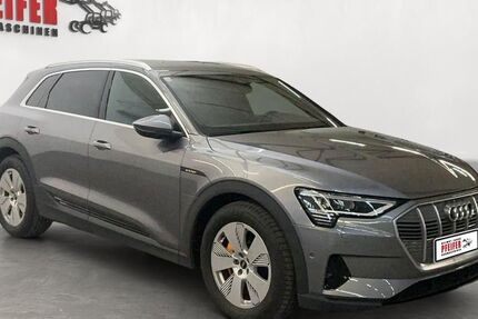 Audi e-tron 59.700 km 25.800 € FÜRTH ( HESSEN ) 64658
