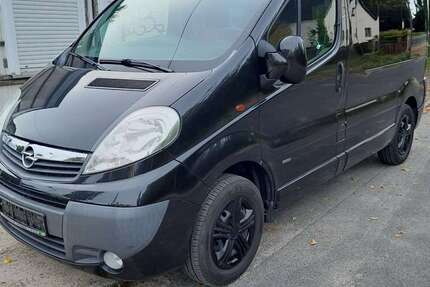Opel Vivaro 186.134 km 14.950 € Strausberg 15344