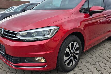 VW Touran 63.191 km 27.490 &euro; Ichenhausen 89335