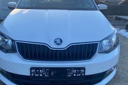 Skoda Fabia 63.145 km 9.990 &euro; Chemnitz 09114