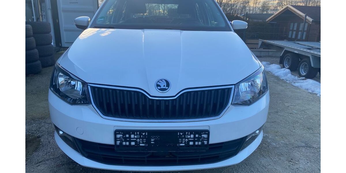Skoda Fabia 63.145 km 9.990 &euro; Chemnitz 09114