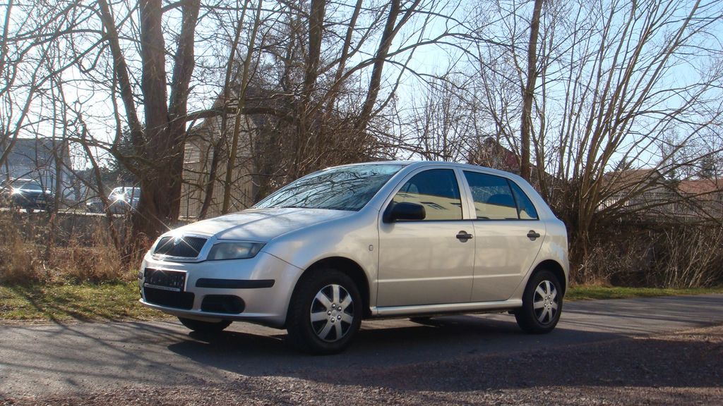 Skoda Fabia 98.614 km 1.190 &euro; Mechterstädt 99880
