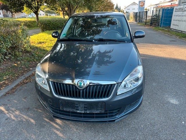 Skoda Fabia 160.349 km 2.499 € Oberstadion 89613