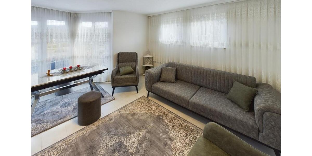 Etagenwohnung Rottenburg am Neckar - 3.5 Zimmer, 71 m&sup2;, 279.000&euro; | Angebot:25543106