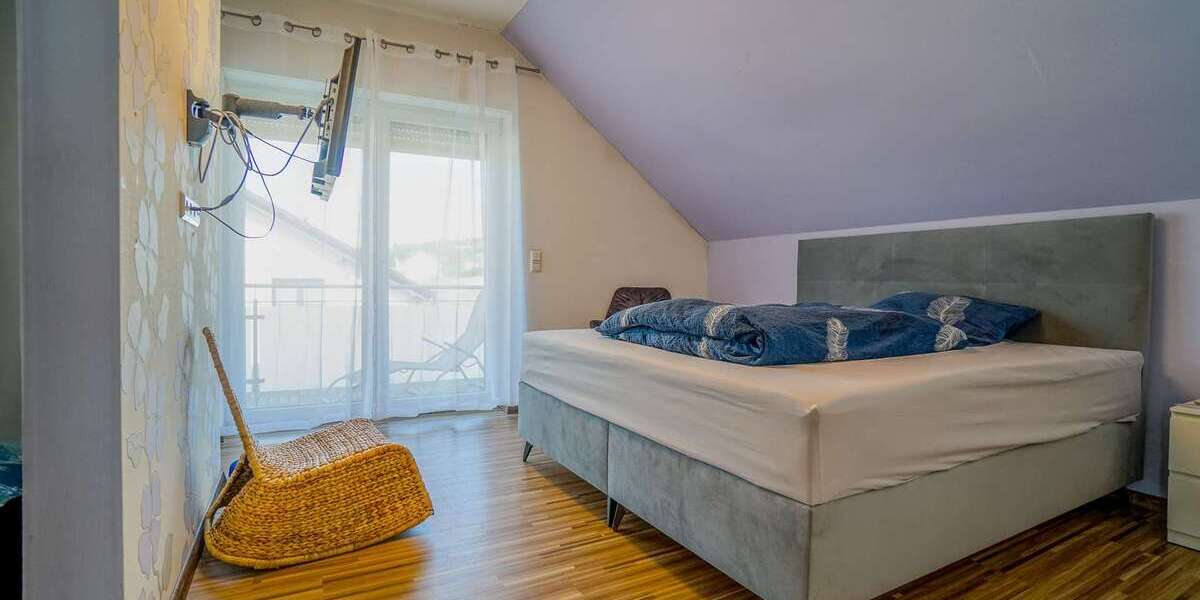 Sonniges Traumhaus mit viel Platz in Haiger OT - Einfamilienhaus Haiger | Angebot:27197051