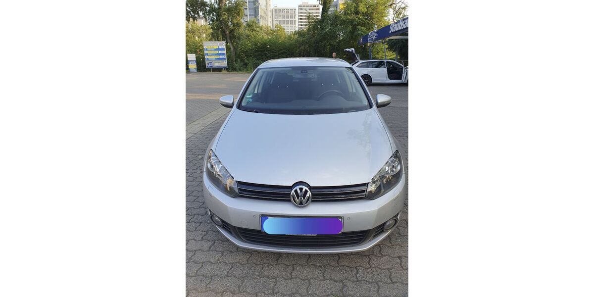 VW Golf 172.339 km 5.500 &euro; Frankfurt am Main 60528