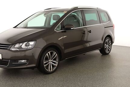 VW Sharan 95.597 km 25.780 &euro; Berlin 12103