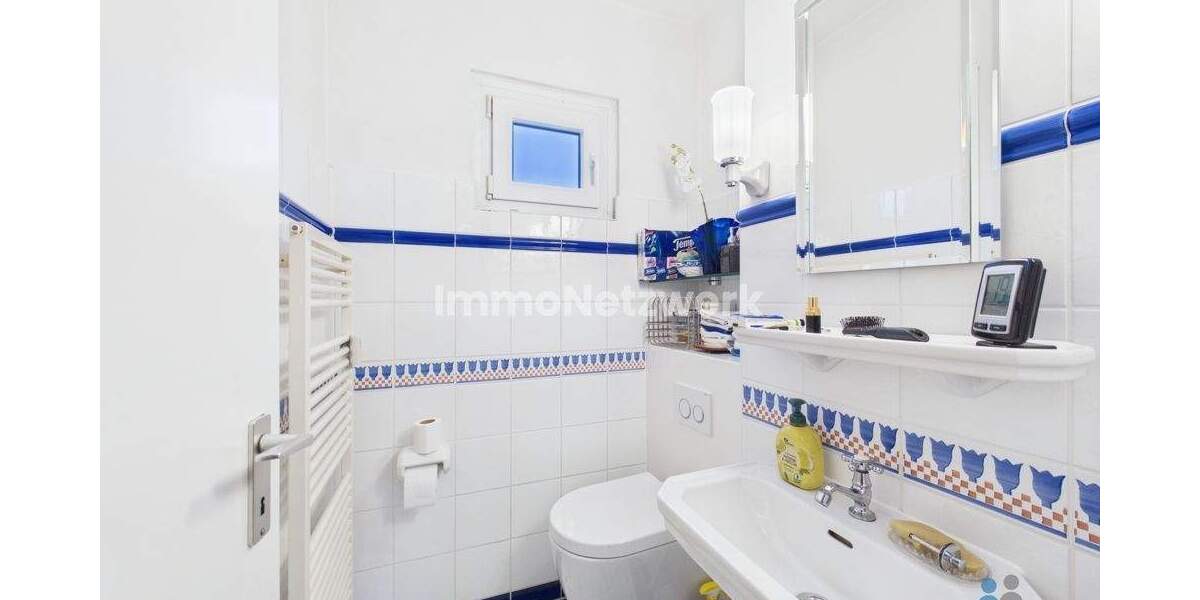Etagenwohnung Neuss Innenstadt - 3 Zimmer, 78 m&sup2;, 275.000&euro; | Angebot:24814323