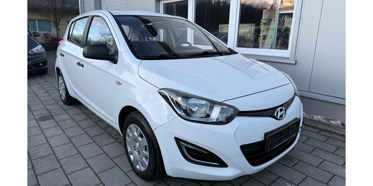 Hyundai i20 123.000 km 5.800 &euro; Hebertshausen bei Dachau 85241