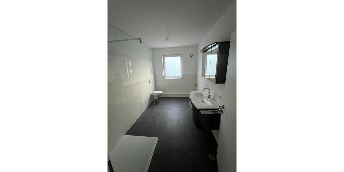 Erdgeschoßwohnung Bürstadt - 3 Zimmer, 71 m&sup2;, 890&euro; | Angebot:25282073