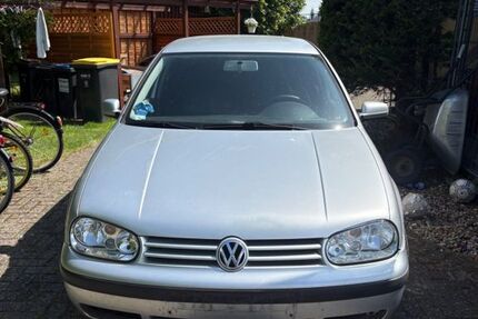 VW Golf 232.416 km 1.500 &euro; Holthusen 19075