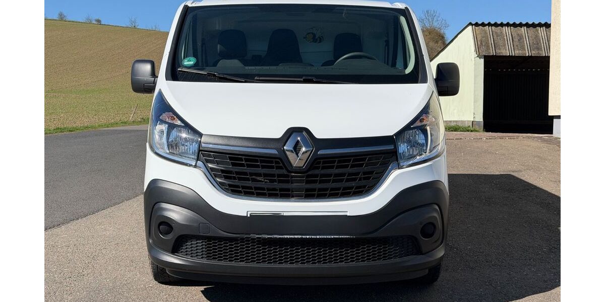 Renault Trafic 150.000 km 14.900 &euro; Marth 37318