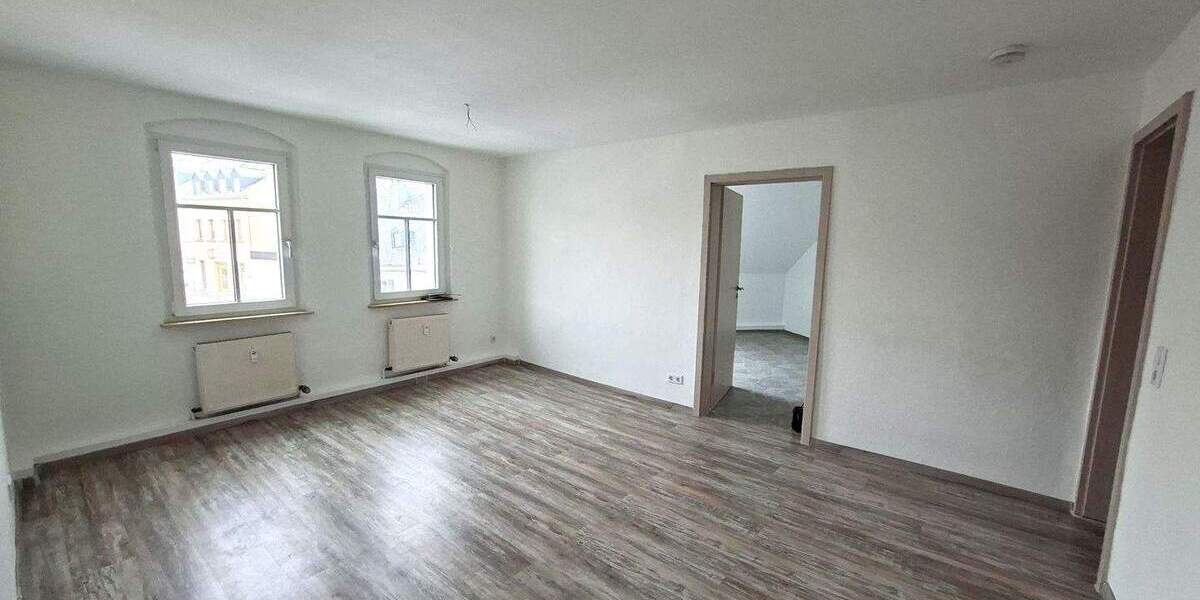 Etagenwohnung Lichtenstein - 3 Zimmer, 63 m&sup2;, 366&euro; | Angebot:24823874