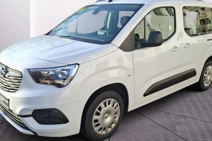 Opel Combo Life 104.545 km 15.780 &euro; Halle 06112