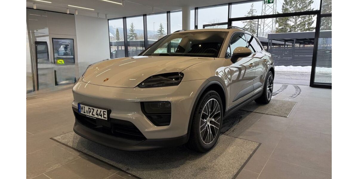 Porsche Macan 8.000 km 89.900 &euro; Minden 32429