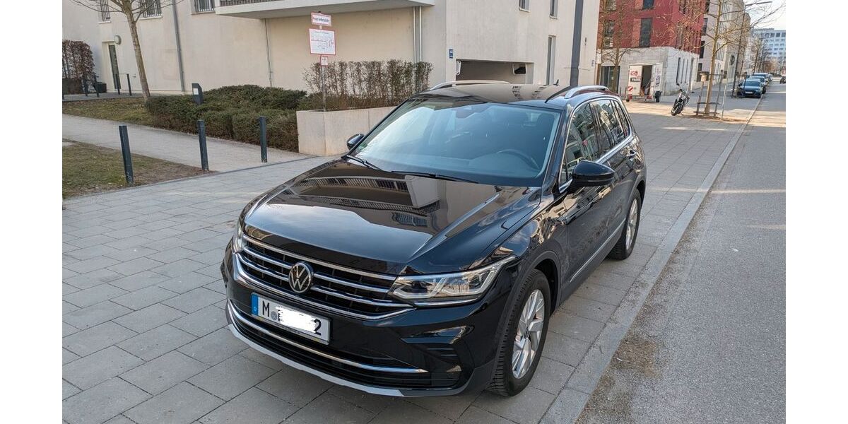 VW Tiguan 92.000 km 26.800 &euro; München 80807