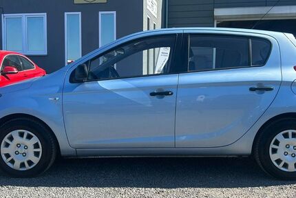Hyundai i20 89.000 km 5.490 &euro; Euskirchen 53881