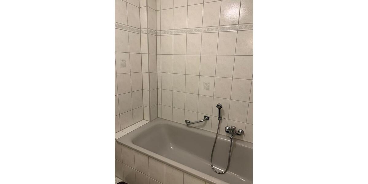 Wassertüdingen, 2-Zimmerwohnung, Küche, Bad, Balkon, Garage 2 zimmer