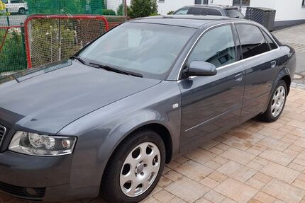 Audi A4 295.000 km 2.300 &euro; Köfering 93096